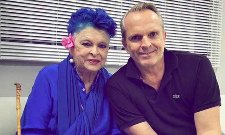 Miguel Bosé fue quien comunicó la muerte de su madre.