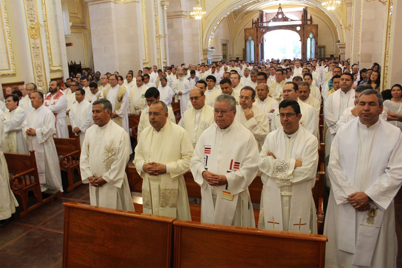 Solo 4 sacerdotes han requerido hospitalización.