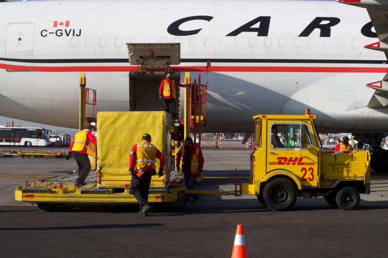 Arribó de las vacunas contra covid-19 a México