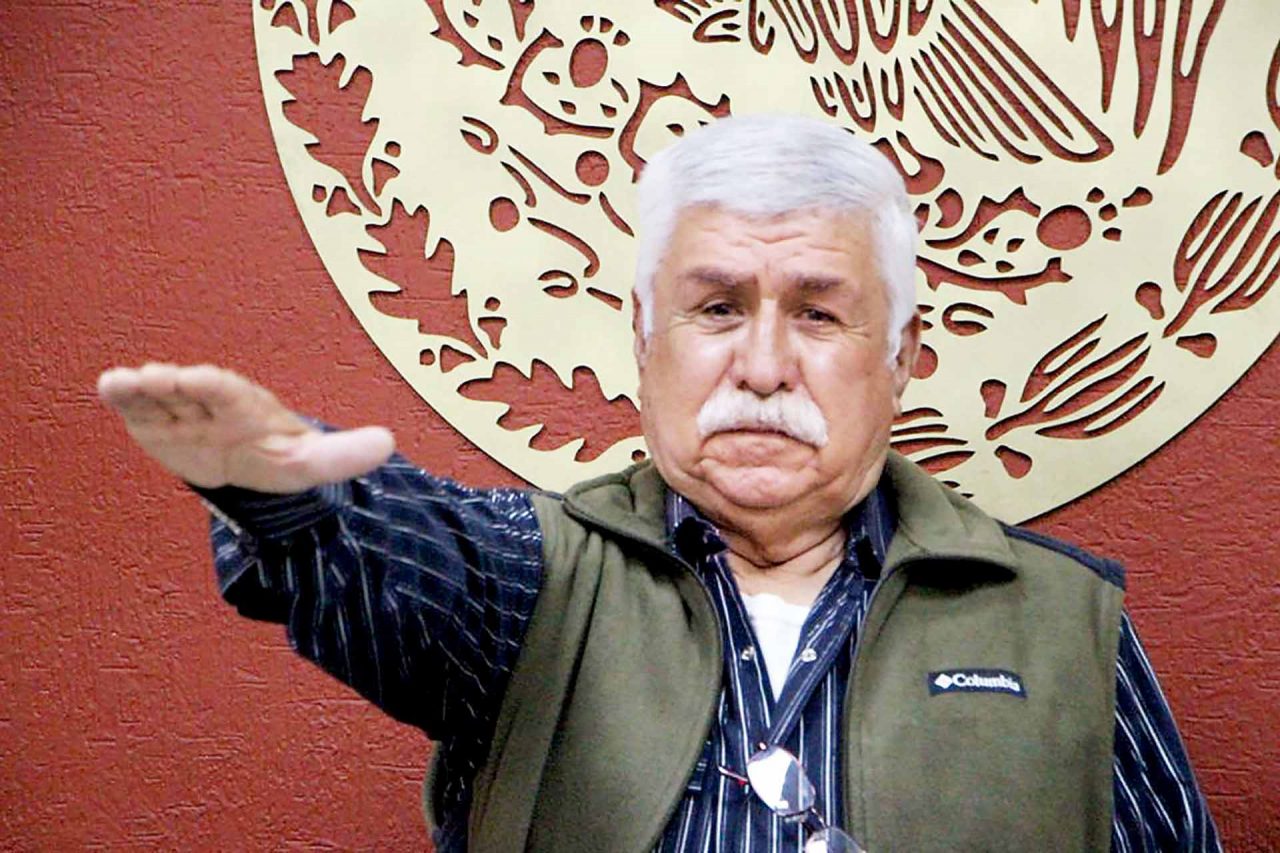 Emilio Santos Medina se comprometió a honrar la memoria del presidente municipal Juan José Losoya