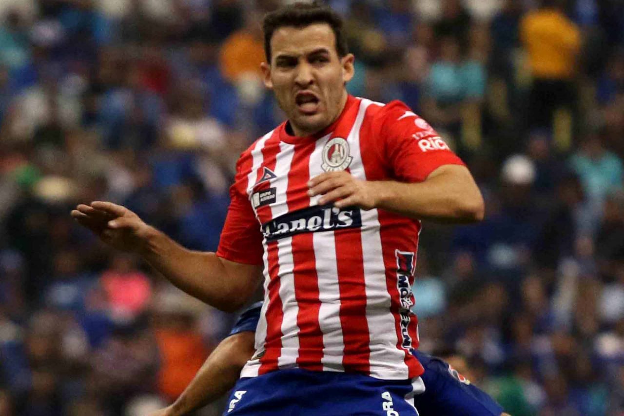 El futbolista del Atlético San Luis, Camilo Mayada