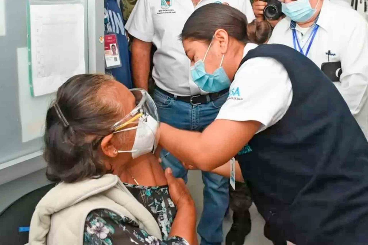 Vacunación, Adultos Mayores, México.