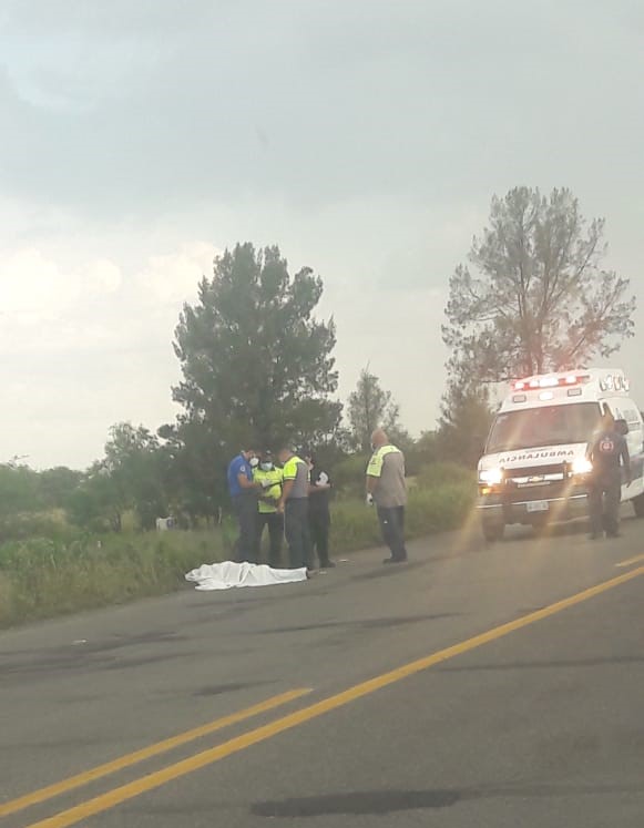 MUERTO CICLISTA IMPACTADO CAMIONETA RINCON DE ROMOS (2)