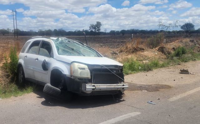 Joven Conductor Muri Tras Aparatosa Volcadura De Su Camioneta En