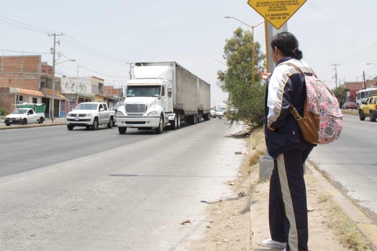 Las Morritas de Los Arellanos necesitan transporte