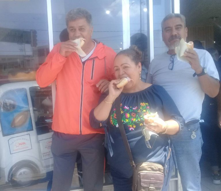 Con gran agasajo celebran el día del ‘bolillo con resistol’