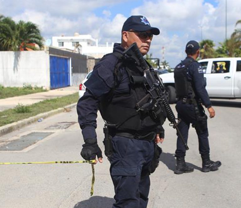 Rescatan a 25 personas secuestradas en call center de Cancún