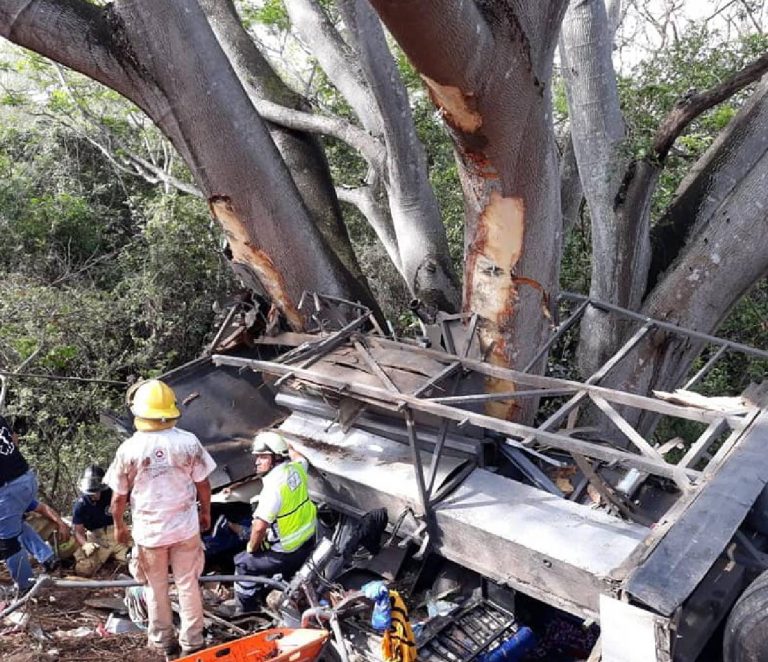 Sobreviviente del accidente carretero en Tepic, pide su ayuda