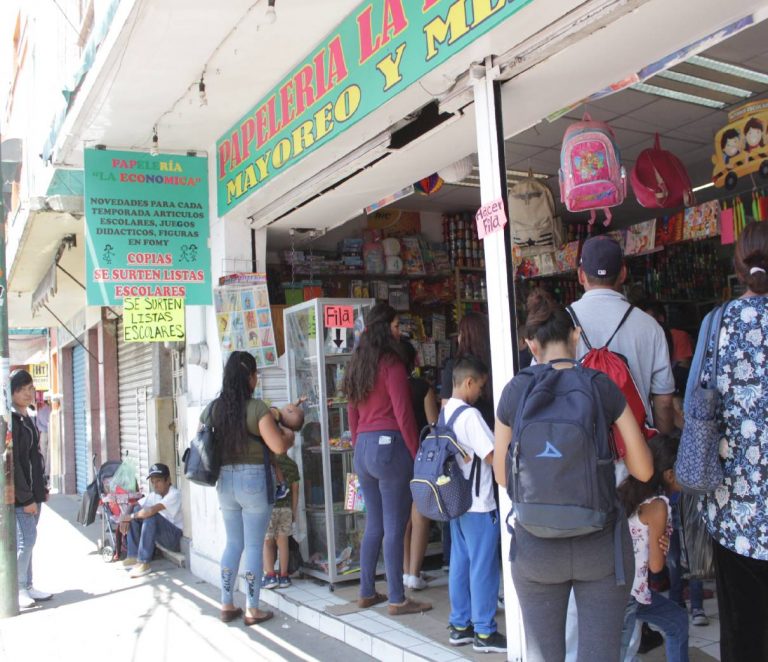 Empiezan las compras de pánico en las papelerías