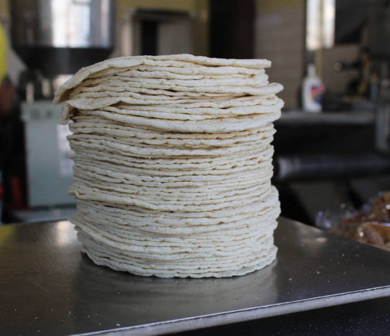 Hasta en 17 varos el kilo de tortilla