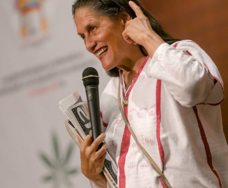 Senadora de Morena asegura: ‘Soy marihuana de tiempo completo’