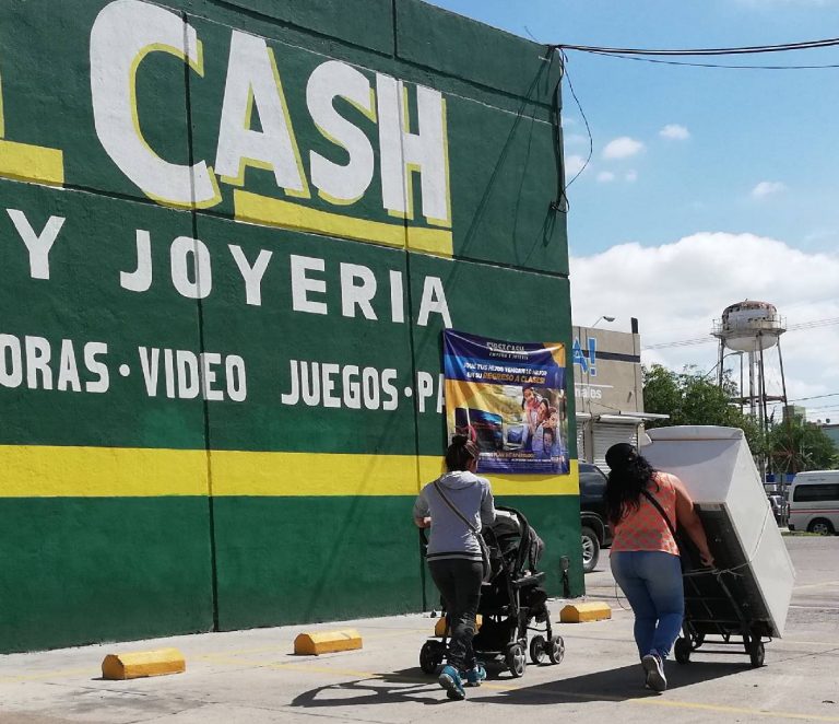 Ya no pueden con tantas deudas que empeñan hasta el molcajete