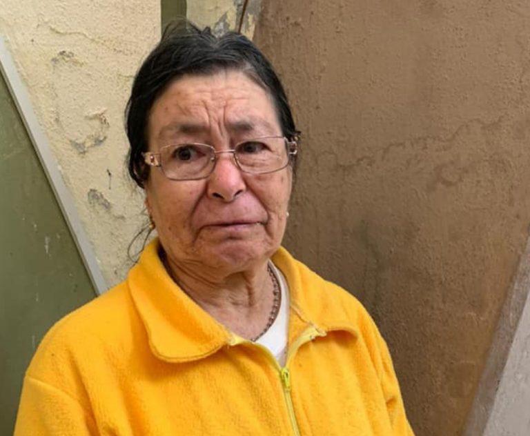 Encuentran a familiares de doñita perdida