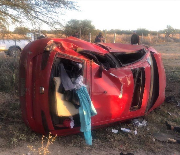 No sobrevivió a las heridas tras volcarse en El Llano