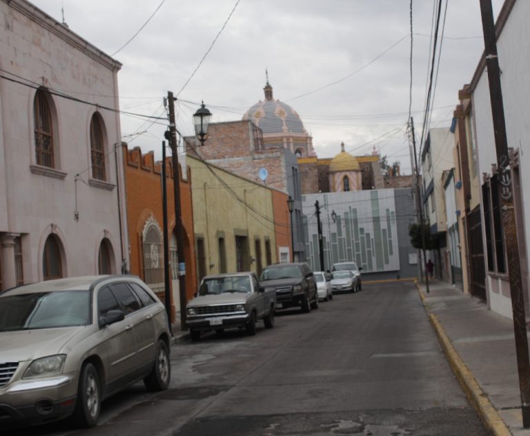 Aguas, andan robando naves