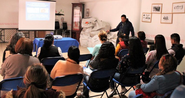 Ofrecen taller muy interesante pa’ los cuidados de enfermos postrados, en Jesús Miami