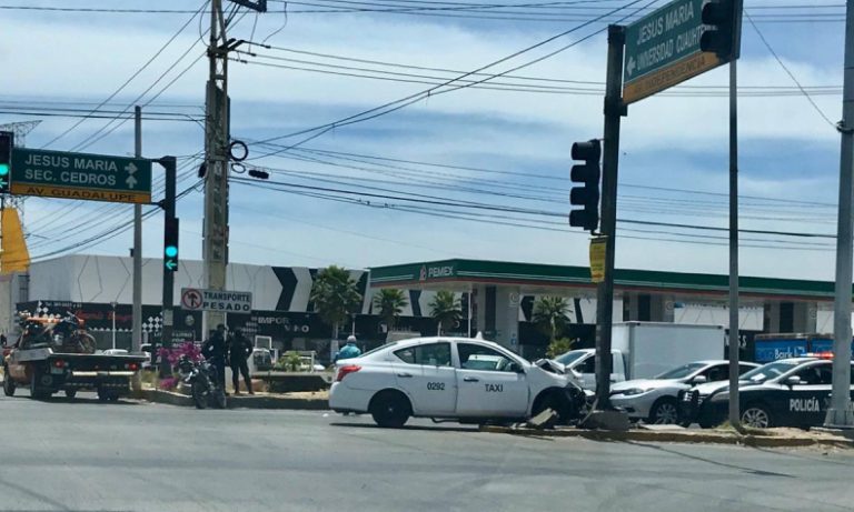 Centran a un taxi en Independencia