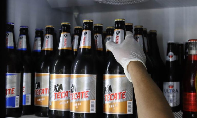 Nervio y tensión tras paralizarse la producción de cerveza