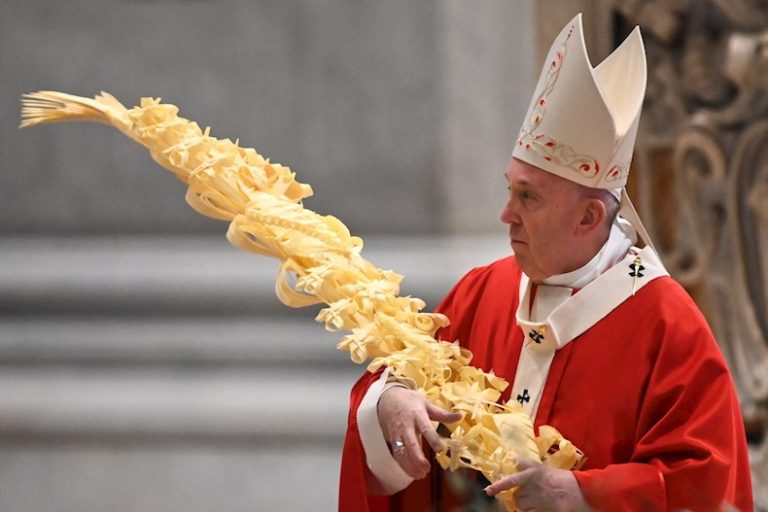 Inicia Semana Santa sin fieles en el Vaticano