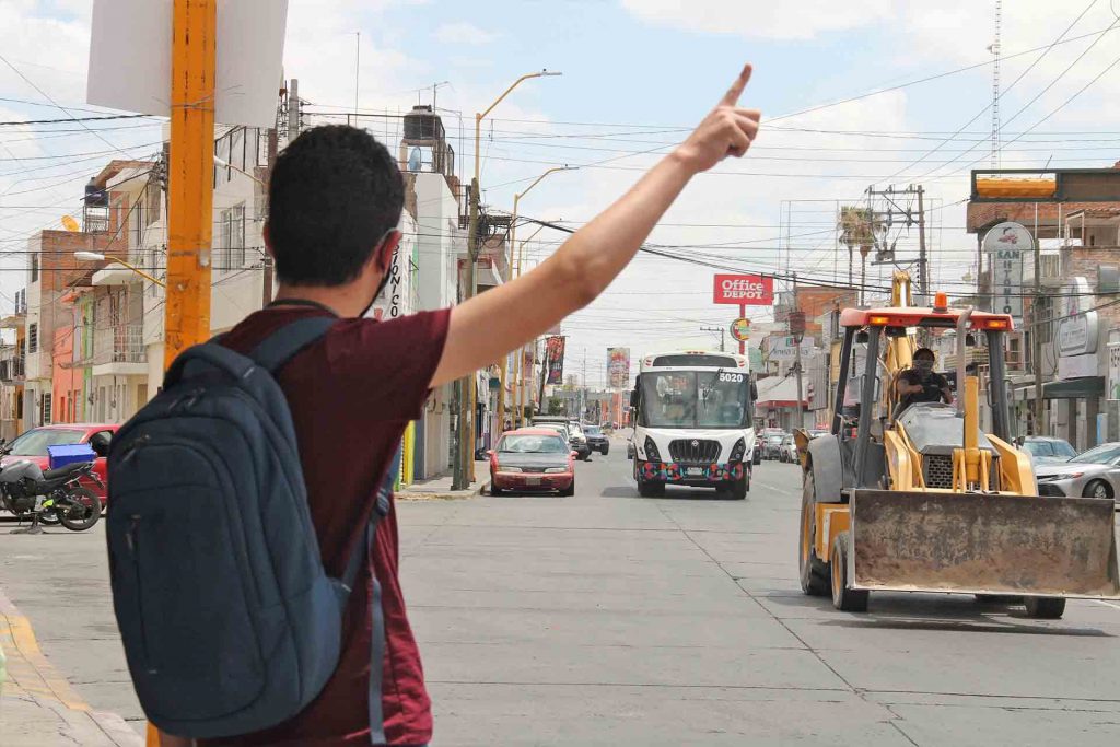 Urbaneros piden regreso a clases pa’ que aumente el pasaje