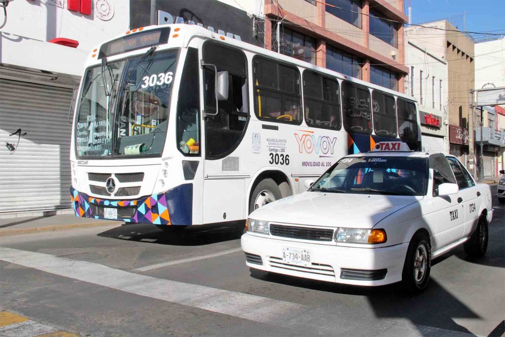 Movilidad quiere apps pa’ los taxis y urbanos en Agüitas