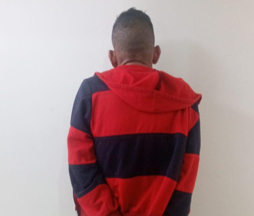 asaltó un negocio de colchones