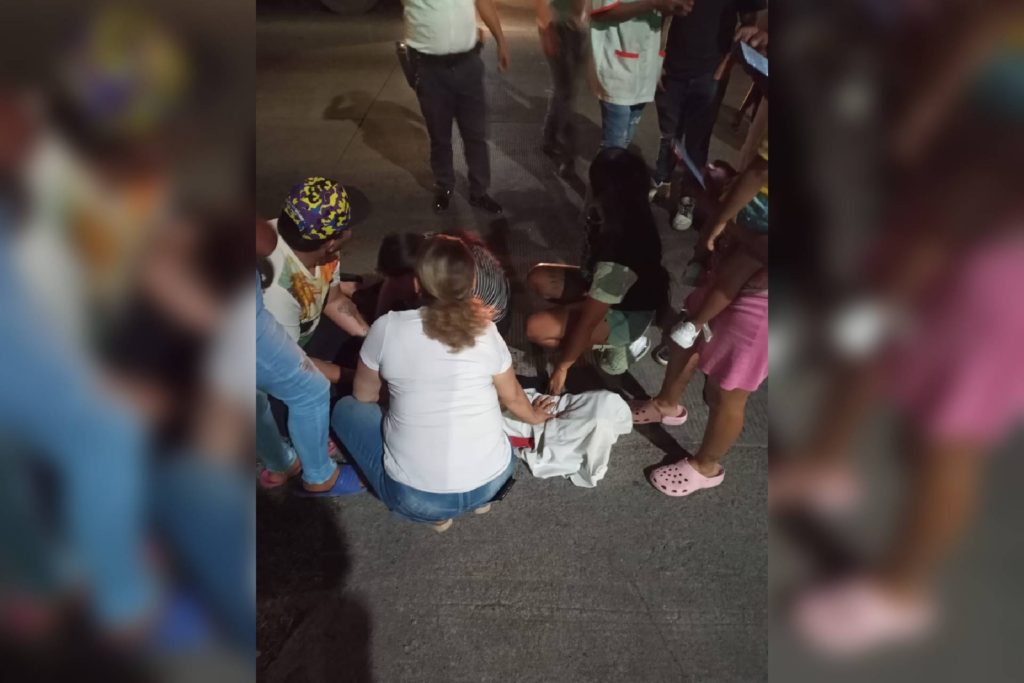 niña a punto de morir