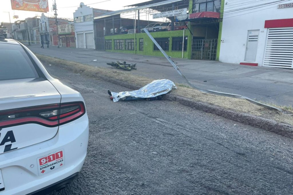 motociclista impactó señalamiento perdió la vida