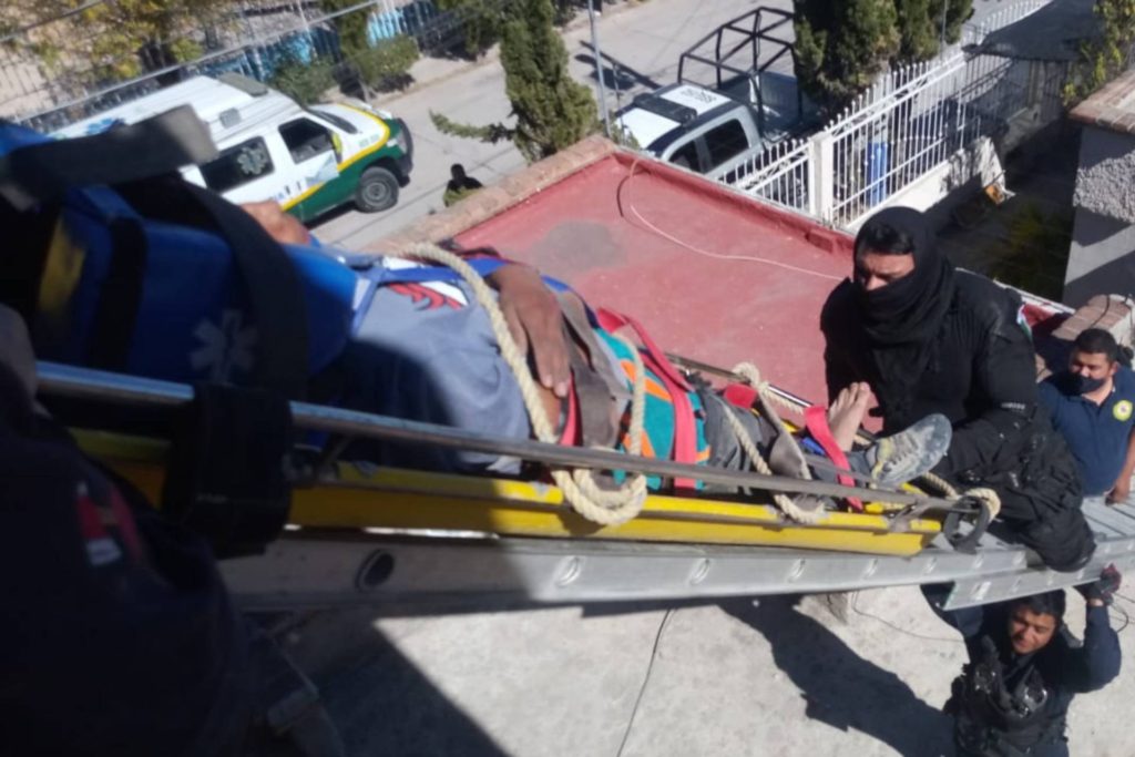 albañil sufrió descarga eléctrica