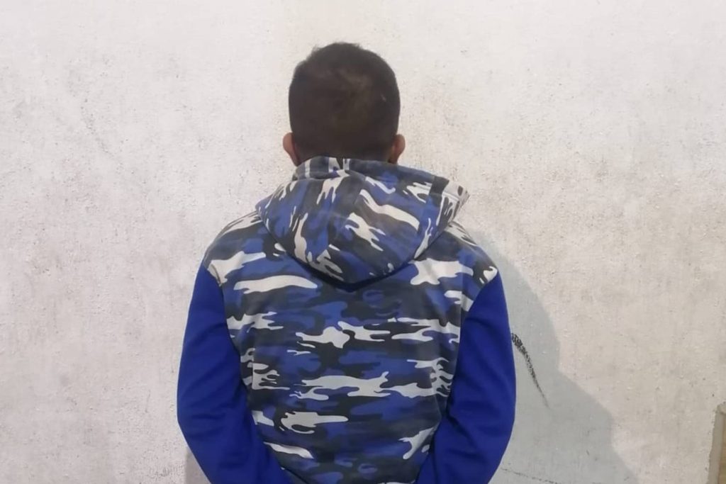 acusado hijastra tocado partes íntimas