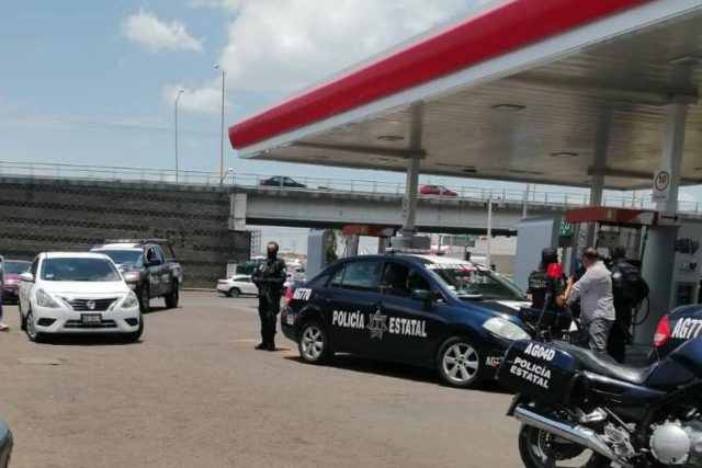Sentencian tres delincuentes asaltaron gasolinería