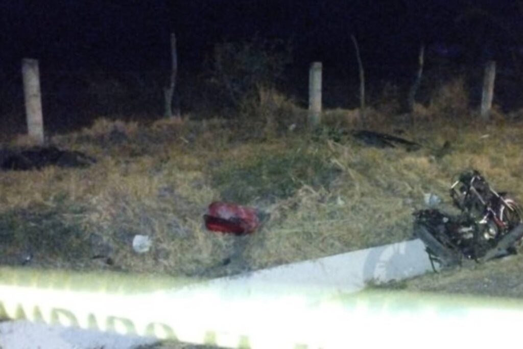 camioneta embistió motocicleta