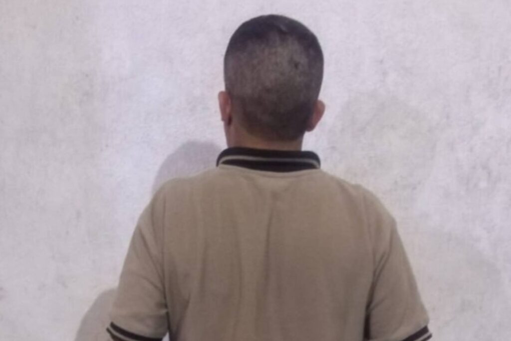 arrestado golpear mujer