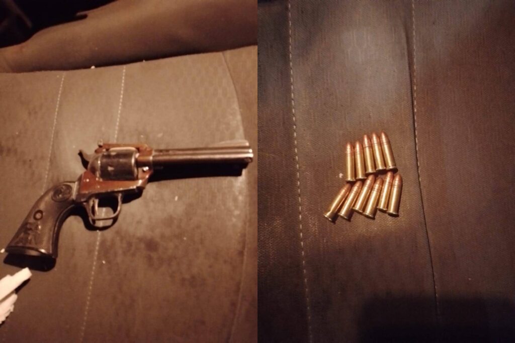 Las Huertas pistola cargada
