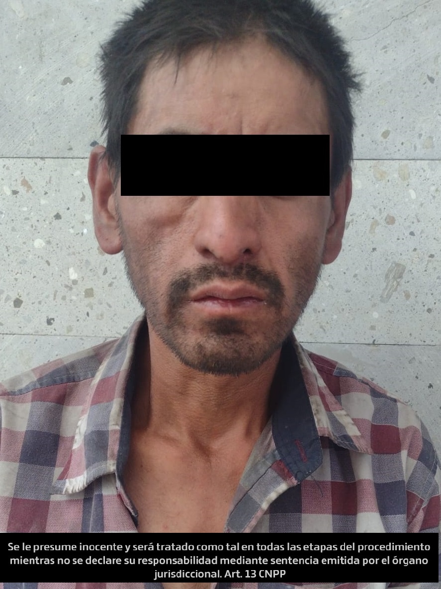 USANDO UNA NAVAJA, DOS SUEJETOS ASALTAN GASERA