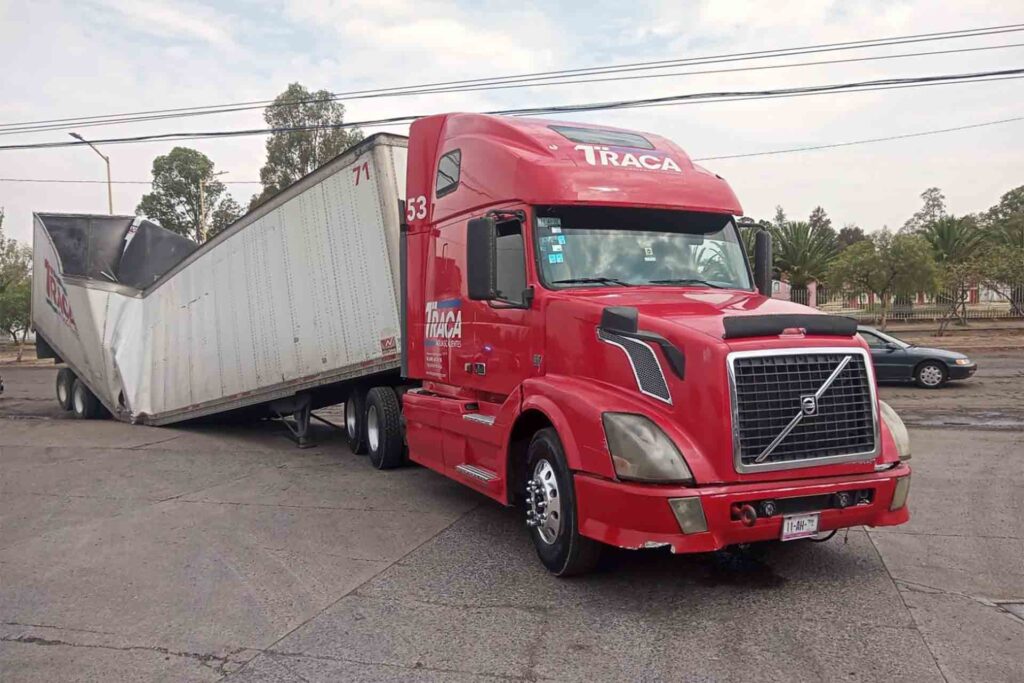 Aguascalientes Tráiler Caja Partida