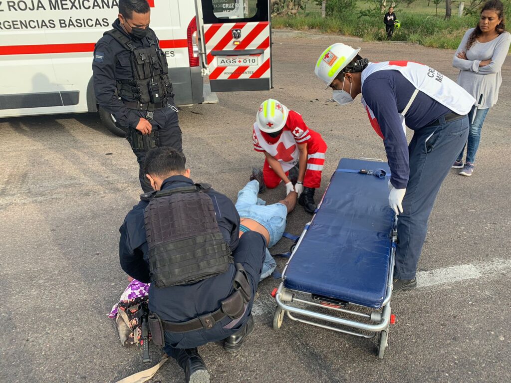 AUTO FANTASMA EMBISTE A UN MOTOCICLISTA