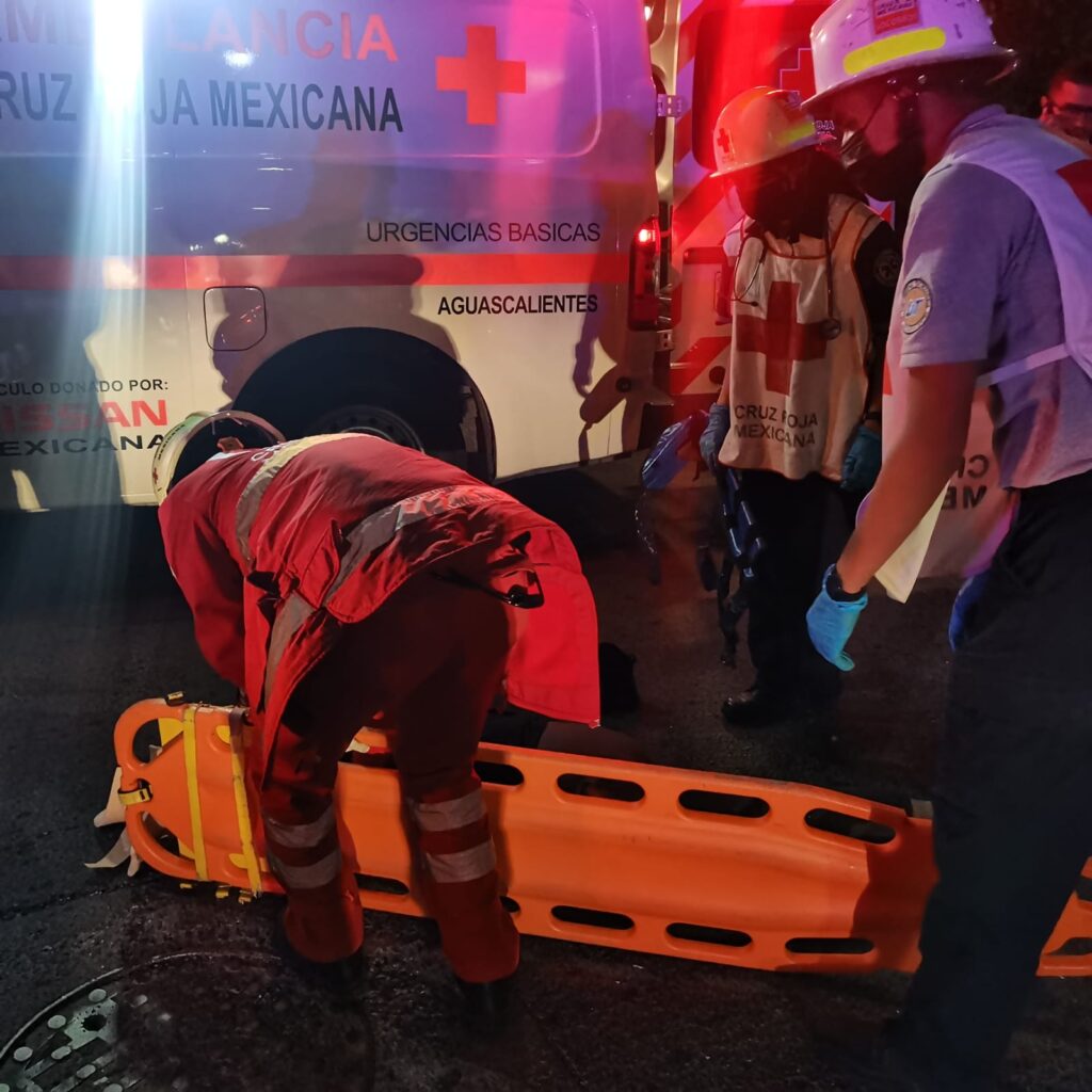 CON FUERTES LESIONES RESULTO UN HOMBRE AL SER ATROPELLADO EN LA ZONA CENTRO