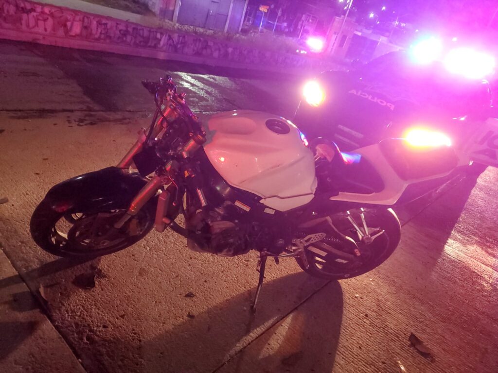 TAXISTA CASI MATA A UN MOTOCICLISTA