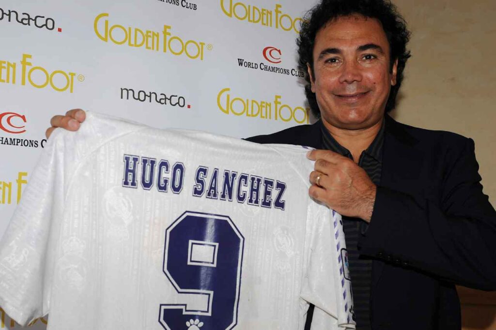 Hugo Sánchez entre los 100 mejores jugadores de todos los tiempos