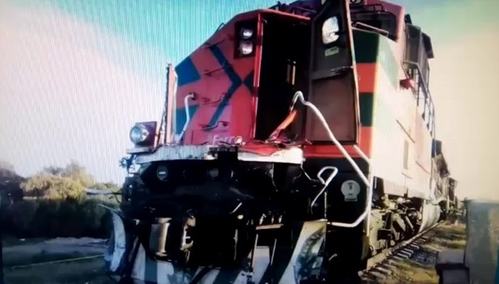 Video del momento del choque entre el tren y la pipa en Aguascalientes