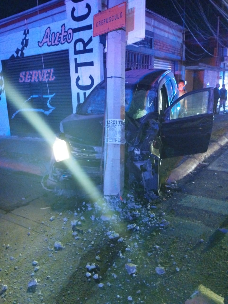 EBRIA MUJER GENERA APARATOSO ACCIDENTE