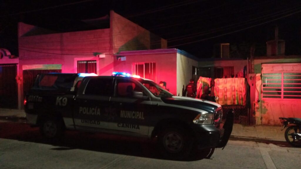 MUJER SE SUICIDA INGIRIENDO ALGUN LIQUIDO TOXICO