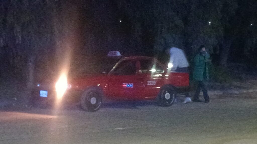 BALEAN A TAXISTA TRAS UN ASALTO