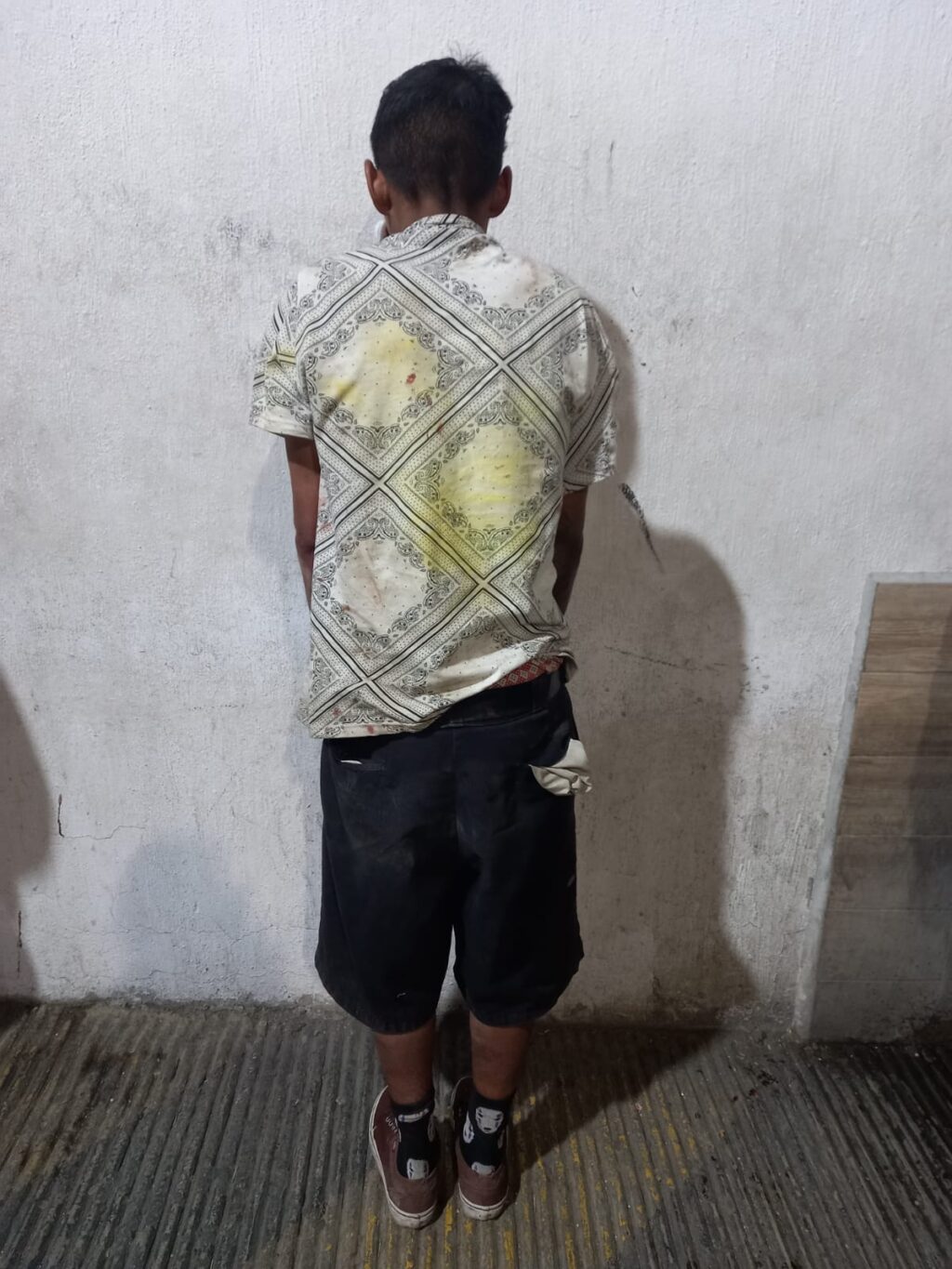 TRES AGRESIVOS SUEJTOS FUEORN DETENIDO EN LAS HUERTAS