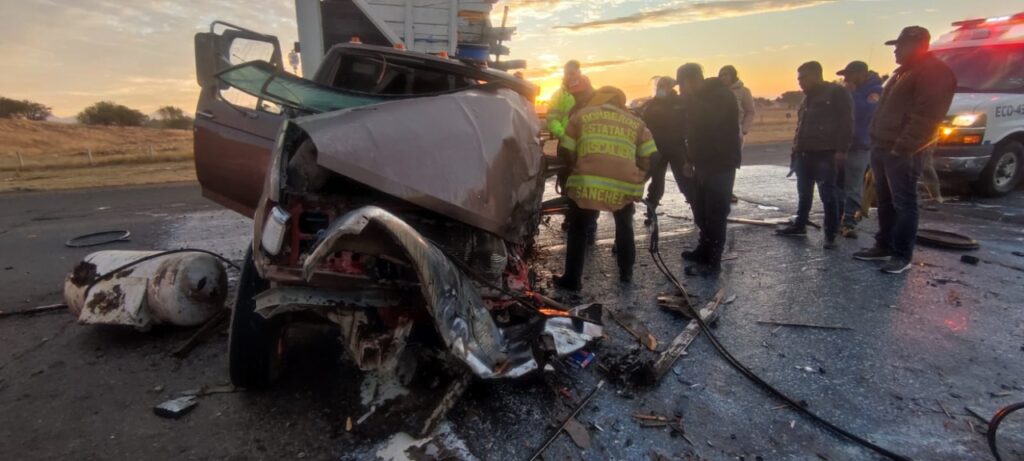 UN HOMBRE PRENSADO FUE EL RESULTADO DE UNA CARAMBOAL