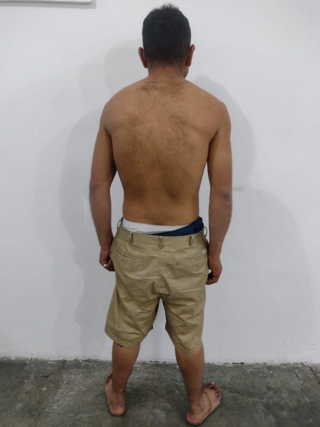 CASI LO LINCHAN POR ANDAR ROBANDO AUTOS