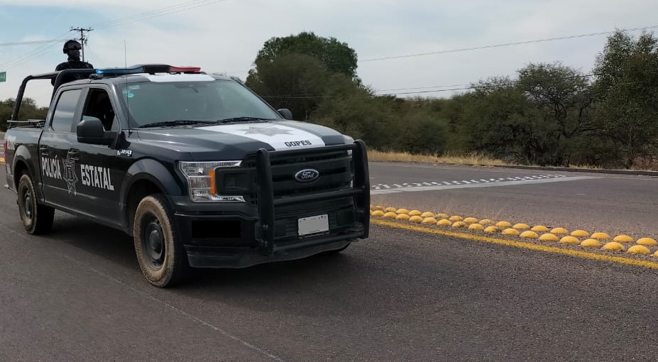 CASI ASALTAN A PAISANOS QUE PASARON POR JALISCO, PIDIERON AYUDA EN AGS