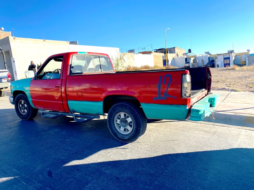 CAEN LADRONES DE UNA CAMIONETA, TRAS LOCA PERSECUCION