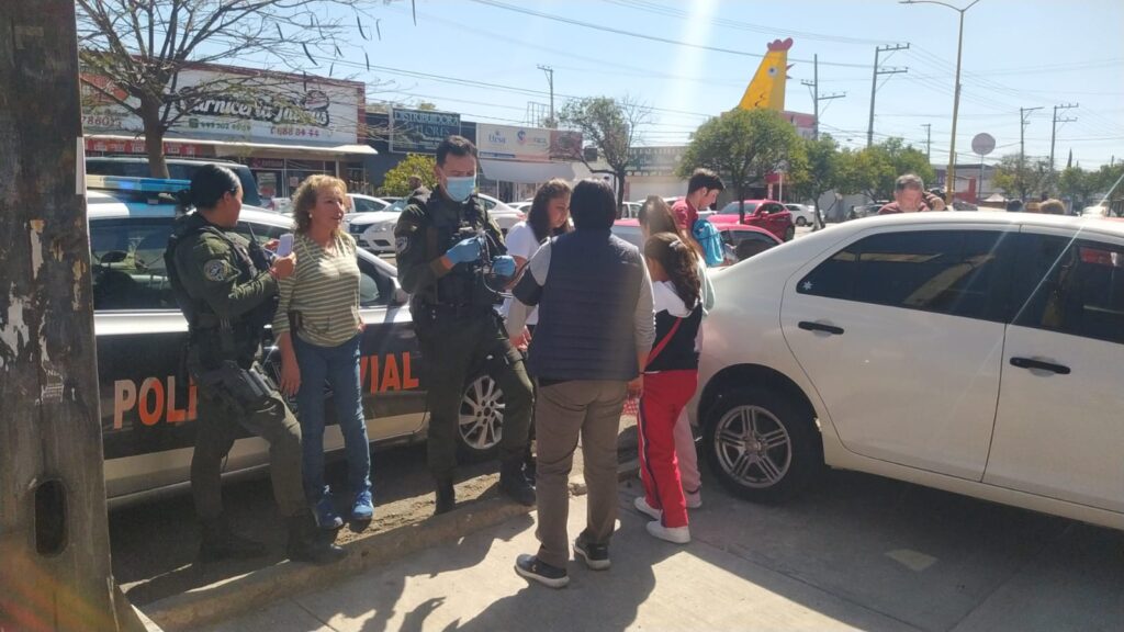 TRAS CHOQUE RESULTAN LESIONADAS